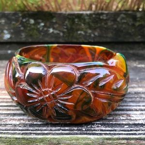 Vintage old plastic, Bakelite? Wide marbled bangle bracelet
